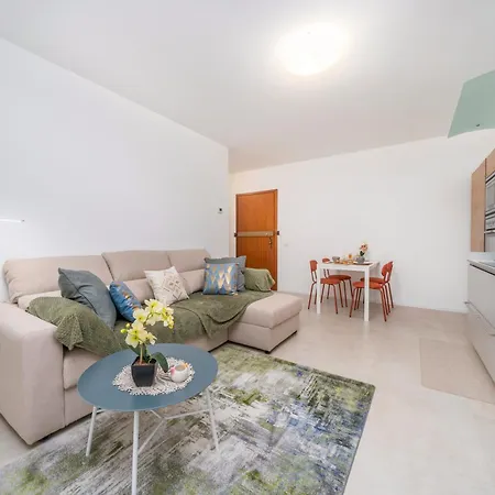 Apartment Mirella's Cute Place